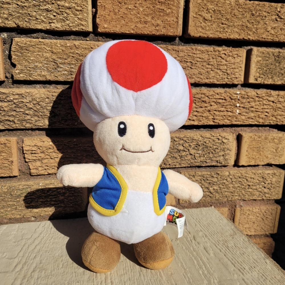 Nintendo Super Mario Bros Red Mushroom Toad Small Plush 2022 Pre-owned